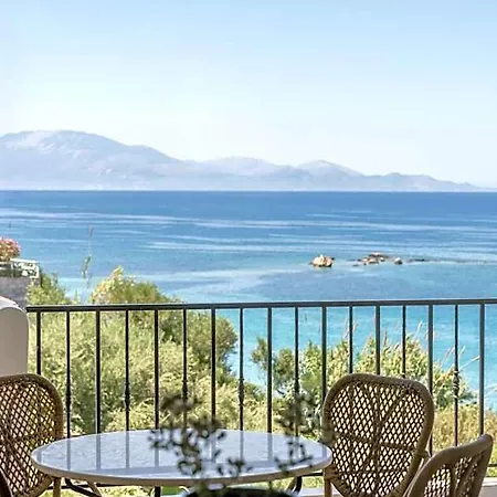 Ξενοδοχείο Erietta 4*